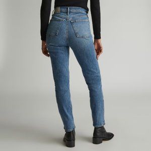 Everlane Original Cheeky Jean in Faded Indigo Wash